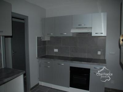 Louer Appartement 65 m2 Givet