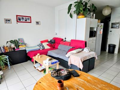 For sale 10 MN DE LA ROCHELLE 3 rooms 61 m2 Charente maritime (17000) photo 2