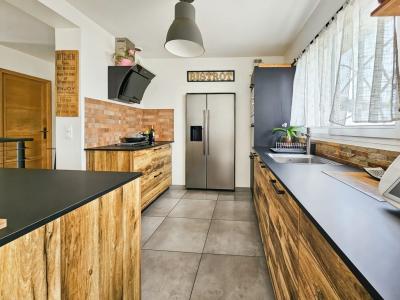 For sale RSIDENTIEL 5 rooms 123 m2 Herault (34660) photo 3