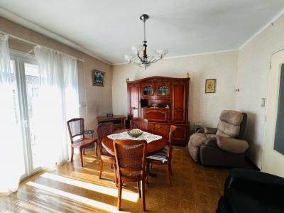 For sale 5 rooms 78 m2 Herault (34500) photo 3