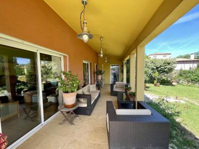 For sale 7 rooms 240 m2 Herault (34500) photo 3