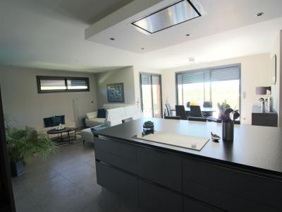 For sale ALENTOURS 6 rooms 140 m2 Lot (46000) photo 2