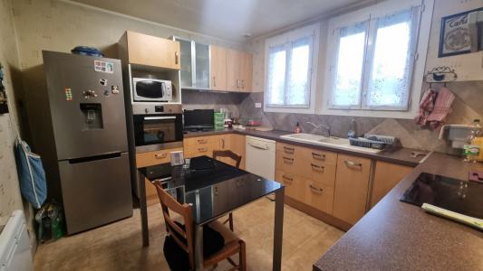 For sale CENTRE VILLE 4 rooms 69 m2 Lot (46220) photo 3