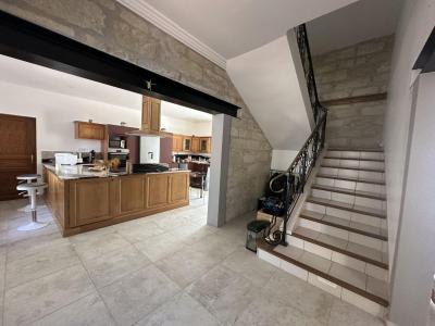 For sale 3MN PEZENAS 5 rooms 200 m2 Herault (34120) photo 0