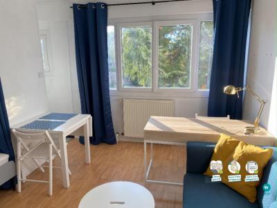 For rent Nantes 1 room 26 m2 Loire atlantique (44300) photo 0