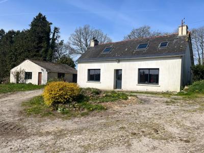 For sale Gourin 5 rooms 150 m2 Morbihan (56110) photo 2