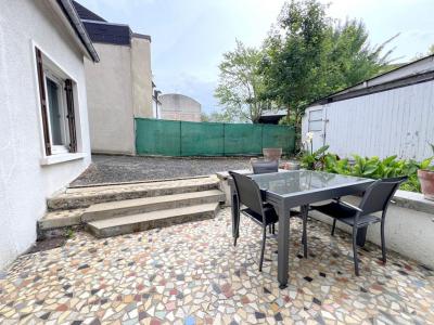 For sale Mans 4 rooms 87 m2 Sarthe (72000) photo 1