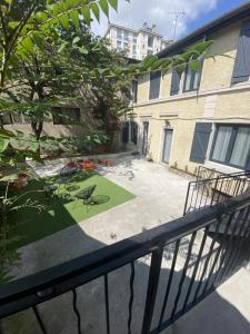 For rent Villeurbanne 10 rooms 150 m2 Rhone (69100) photo 1