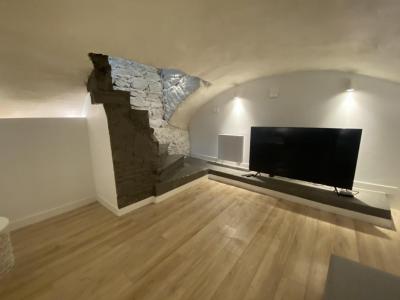 For rent Villeurbanne 10 rooms 150 m2 Rhone (69100) photo 2