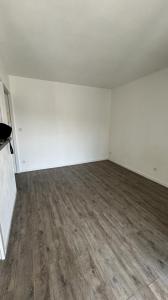 For rent Lyon-8eme-arrondissement 2 rooms 29 m2 Rhone (69008) photo 1