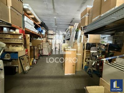 Louer Commerce 687 m2 Saint-laurent-du-var