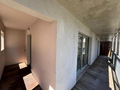 For rent Marseille-3eme-arrondissement 3 rooms 71 m2 Bouches du Rhone (13003) photo 1
