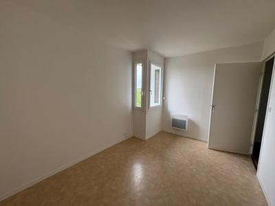 Louer Appartement Saint-benoit-du-sault 375 euros