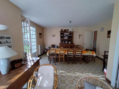 Acheter Maison Mesquer 499200 euros
