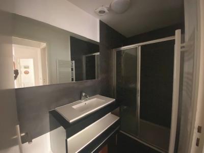 For rent Clermont-ferrand 2 rooms 35 m2 Puy de dome (63000) photo 3