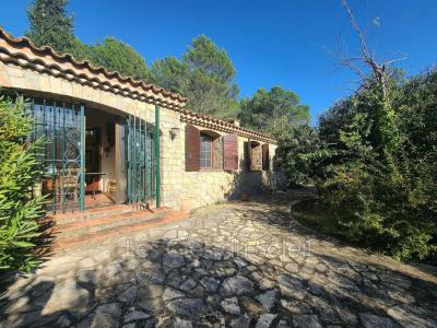 For sale Cuers 8 rooms 233 m2 Var (83390) photo 0