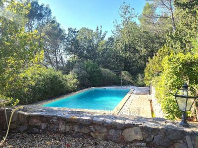 For sale Cuers 8 rooms 233 m2 Var (83390) photo 1