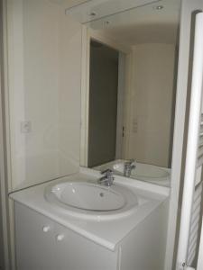 For rent Nantes 1 room 19 m2 Loire atlantique (44300) photo 1