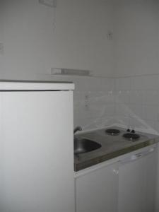 For rent Nantes 1 room 19 m2 Loire atlantique (44300) photo 2
