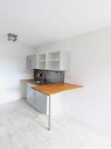 For rent Nantes 1 room 37 m2 Loire atlantique (44300) photo 3