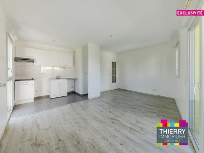 For sale Nantes 3 rooms 60 m2 Loire atlantique (44300) photo 2