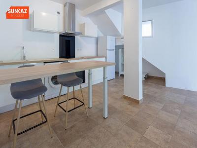 For rent Terre-sainte 1 room 43 m2 Reunion (97410) photo 4