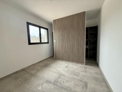 For sale Centre ville 3 rooms 72 m2 Herault (34340) photo 3