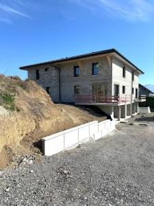 For sale PROCHE CENTRE 4 rooms 107 m2 Haute savoie (74330) photo 2