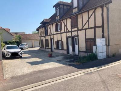 For sale 4 rooms 84 m2 Aube (10420) photo 0