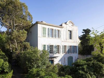 For sale Marseille-8eme-arrondissement 7 rooms 265 m2 Bouches du Rhone (13008) photo 4