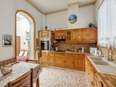 For sale Tourcoing 5 rooms 210 m2 Nord (59200) photo 4