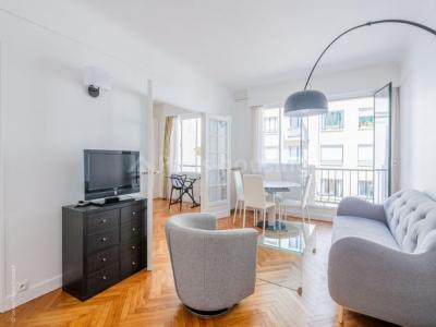 For rent Paris-7eme-arrondissement 3 rooms 66 m2 Paris (75007) photo 1