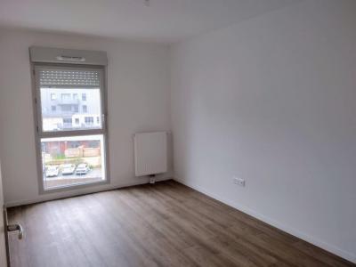 For rent Armentieres 4 rooms 82 m2 Nord (59280) photo 2