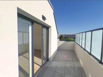 For rent Pontault-combault 3 rooms 80 m2 Seine et marne (77340) photo 1