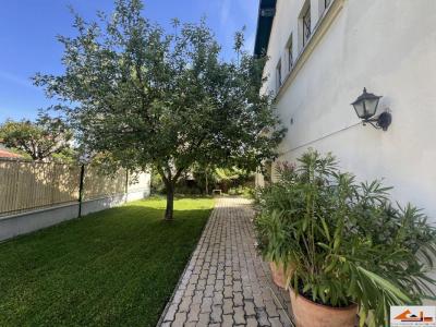For sale Toulouse 7 rooms 168 m2 Haute garonne (31400) photo 2