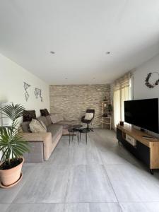 For sale Caluire-et-cuire 3 rooms 63 m2 Rhone (69300) photo 2