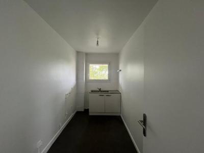 For sale Palaiseau 2 rooms 51 m2 Essonne (91120) photo 3