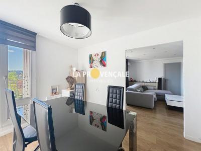For sale Gardanne 3 rooms 65 m2 Bouches du Rhone (13120) photo 2