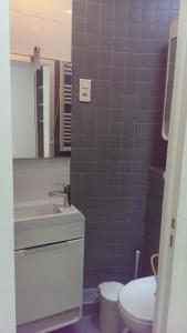 For rent Paris-17eme-arrondissement 1 room 14 m2 Paris (75017) photo 4