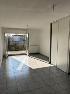 For sale Feyzin 3 rooms 59 m2 Rhone (69320) photo 1