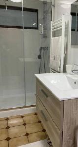 For rent Chilly-mazarin 1 room 37 m2 Essonne (91380) photo 2
