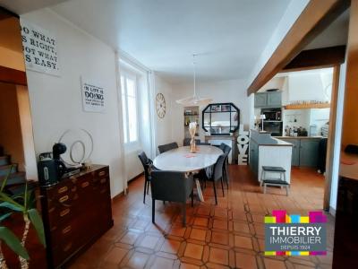 For sale Nantes 7 rooms 154 m2 Loire atlantique (44300) photo 2