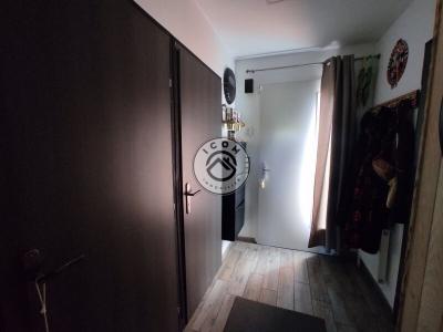 For sale Leval 6 rooms 116 m2 Nord (59620) photo 2