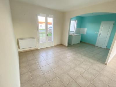 For rent Vaire 4 rooms 76 m2 Vendee (85150) photo 3