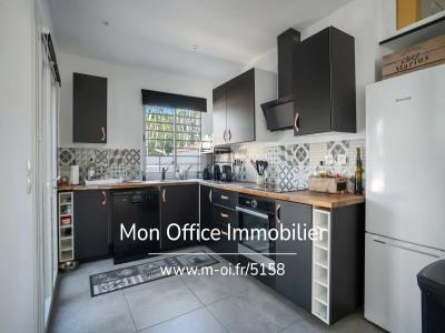 For sale Cabries 4 rooms 140 m2 Bouches du Rhone (13480) photo 4