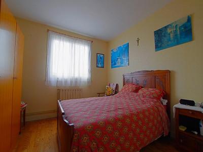 For sale 5 rooms 104 m2 Vendee (85100) photo 4