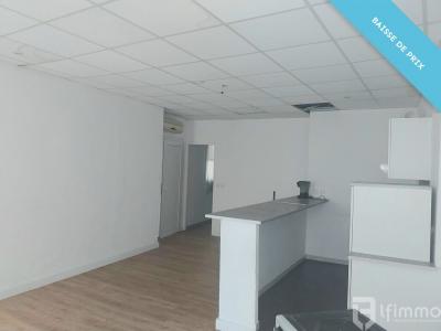 For sale Narbonne 4 rooms 108 m2 Aude (11100) photo 2