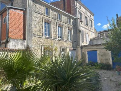 Acheter Prestige 270 m2 Saint-jean-d'angely