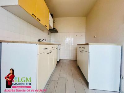 For sale Vitrolles 1 room 34 m2 Bouches du Rhone (13127) photo 2