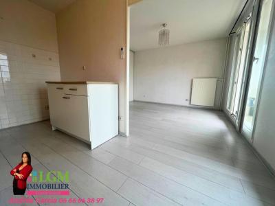 For sale Vitrolles 1 room 34 m2 Bouches du Rhone (13127) photo 4